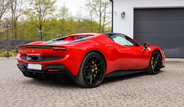 Ferrari 296 GTS cena 499000 przebieg: 1200, rok produkcji 2023 z Krosno małe 211